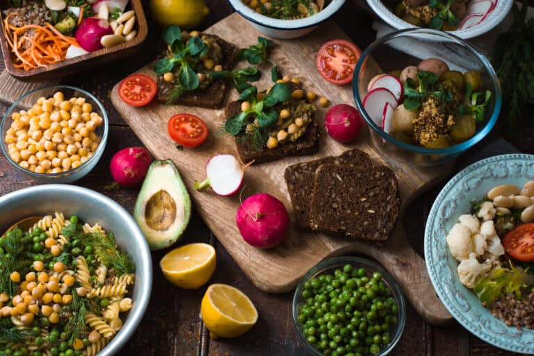 PLANT BASED DIET Holistic Approaches to Food Allergies: Relief Through Functional Testing and Nutrition